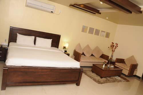 Hotel The Elite Suites 浦那 外观 照片